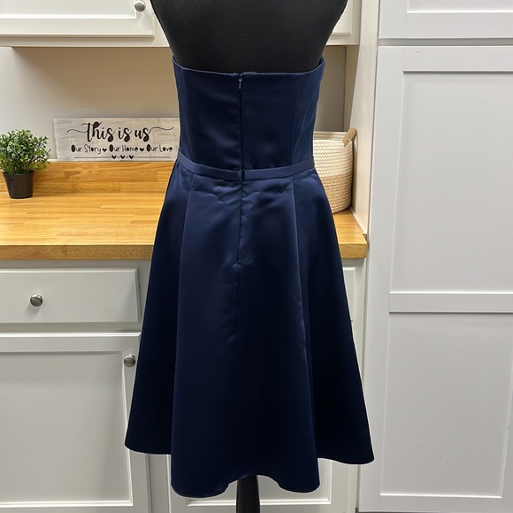 David’s Bridal Michaelangelo Bridesmaid Dress - Picture 4 of 12